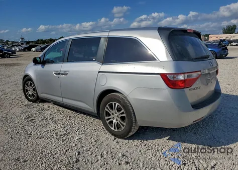 2011 Honda Odyssey Exl z USA, uszkodzony, nr VIN 5FNRL5H61BB047885